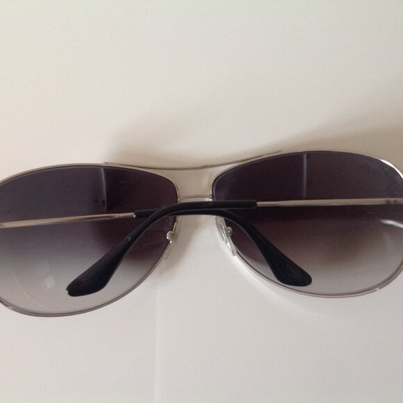 Ray Ban Sunglasses - Picture 6 of 6